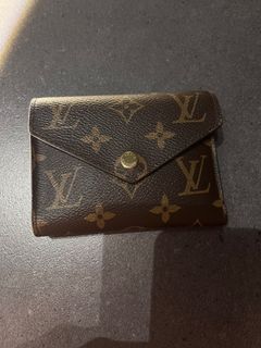 145 off from boutique price) LV Victorine Wallet (fresh from SG