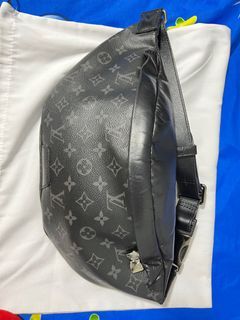 Louis Vuitton Discovery Monogram Street Style Leather Crossbody Bag Logo  Belt Bags (M46036)