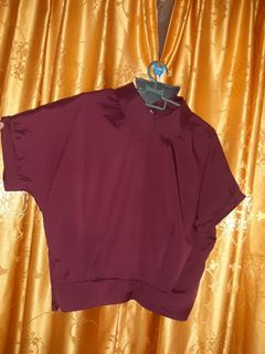 (Category: ) located in . Submitted by lucky_wardrobe (Listing ID 1244654078, Image 1). Description: .