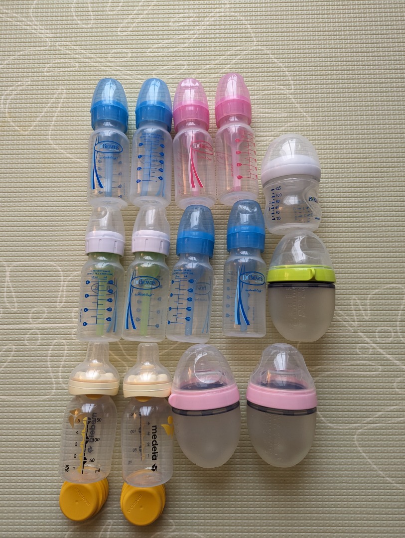 Medela Calma, Comotomo, Advent, and Dr Brown assorted bottles x14