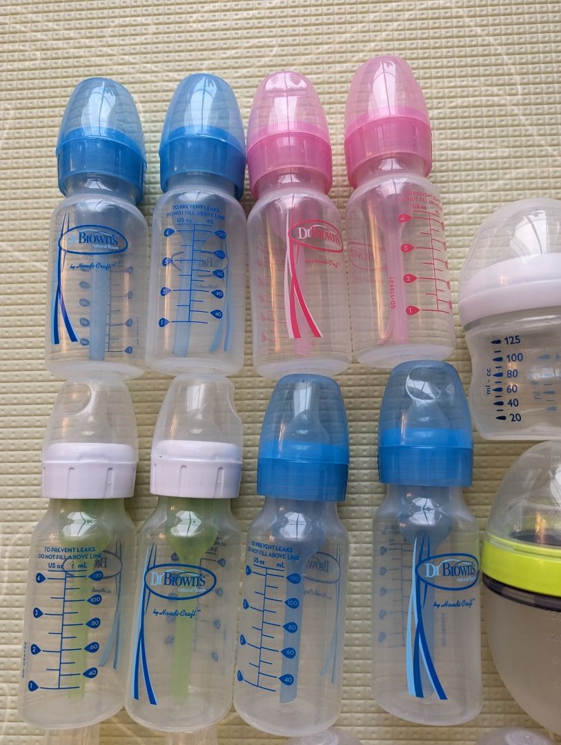 Medela Calma, Comotomo, Advent, and Dr Brown assorted bottles x14