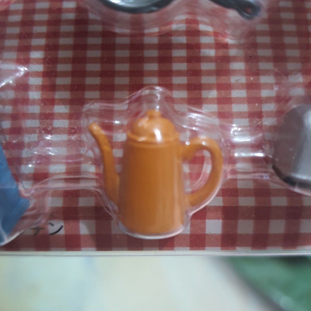 Mini ref magnet (Category: Character Goods) located in Davao. Submitted by juvybrreyn16232 (Listing ID 1244796877, Image 3). Description: 6 pcs cute ref magnets.