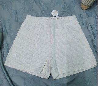 (Category: ) located in . Submitted by jytp0611 (Listing ID 1244754138, Image 1). Description: .