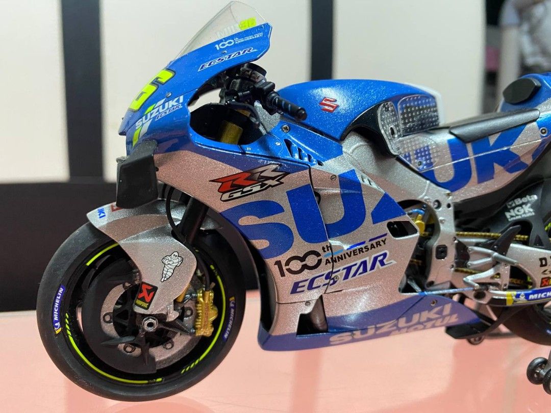 Diecast motogp tamiya hotsell