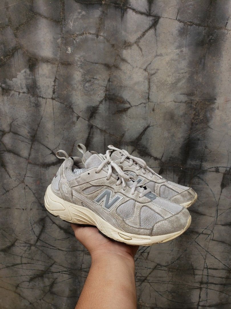 NEW BALANCE 878, Men's Fashion, Footwear, Sneakers on Carousell