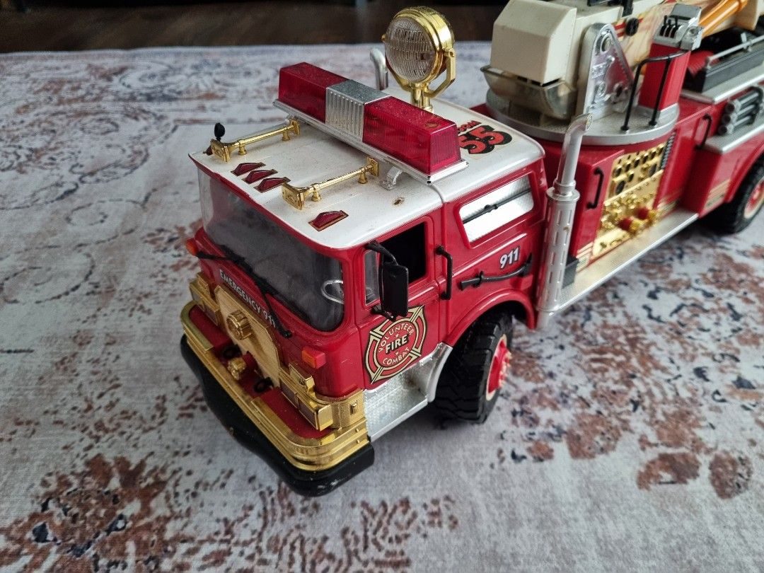 New bright fire truck 1988 outlet