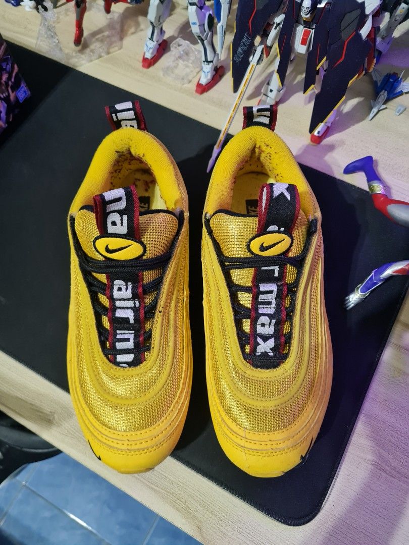 Yellow air max 97 sales shirt