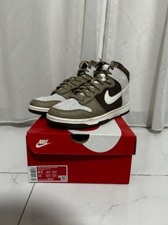 (Category: ) located in . Submitted by sneakergoals (Listing ID 1244801621, Image 1). Description: .
