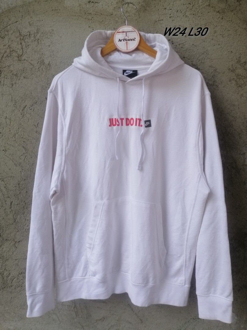 Nike just do it hoodie, Men's Fashion, Tops u0026 Sets, Hoodies on Carousell