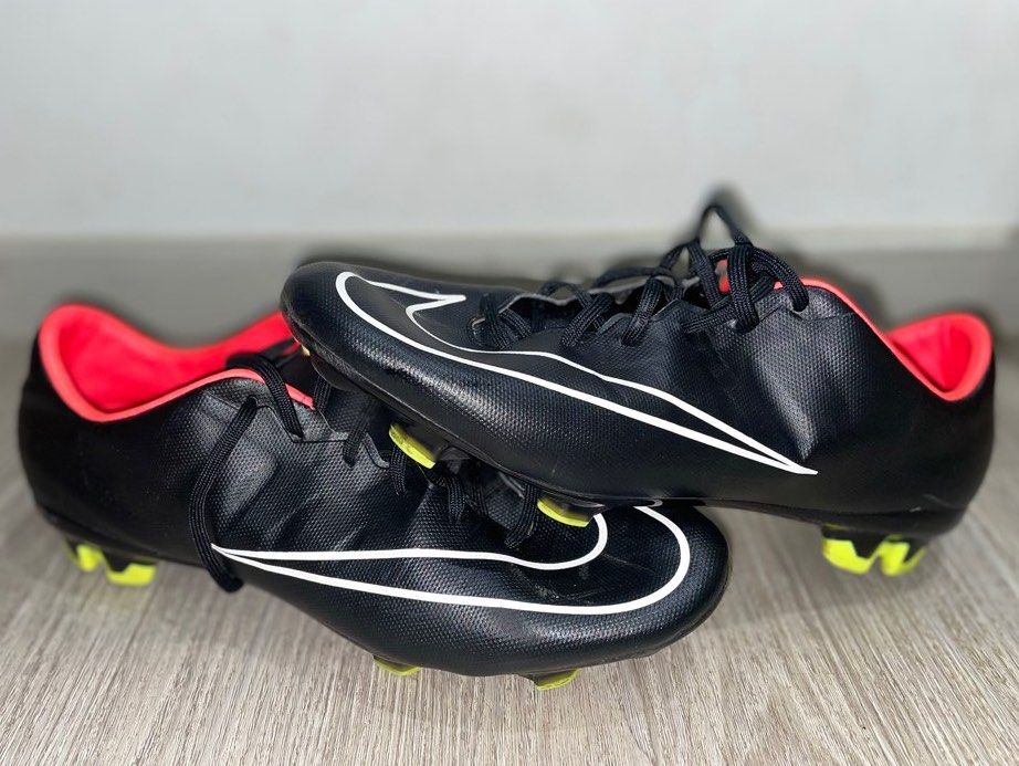 Nike Mercurial Veloce II Stealth Pack FG, Men's Fashion, Footwear, Boots on  Carousell