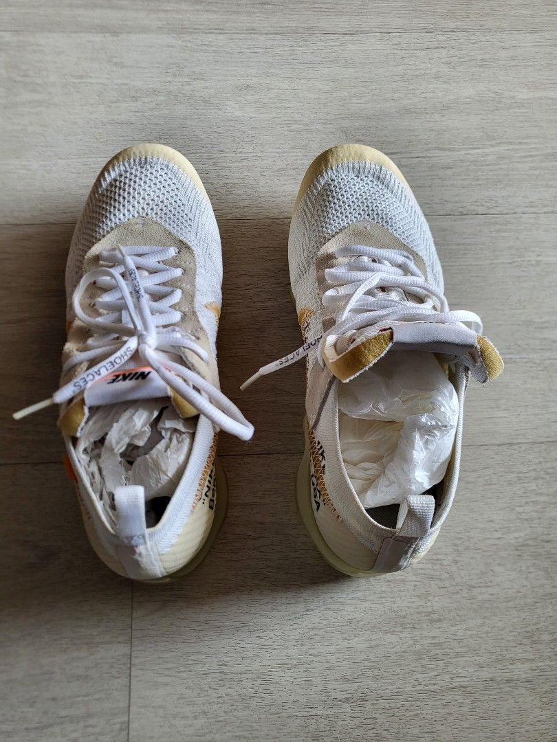 White deals vapormax men