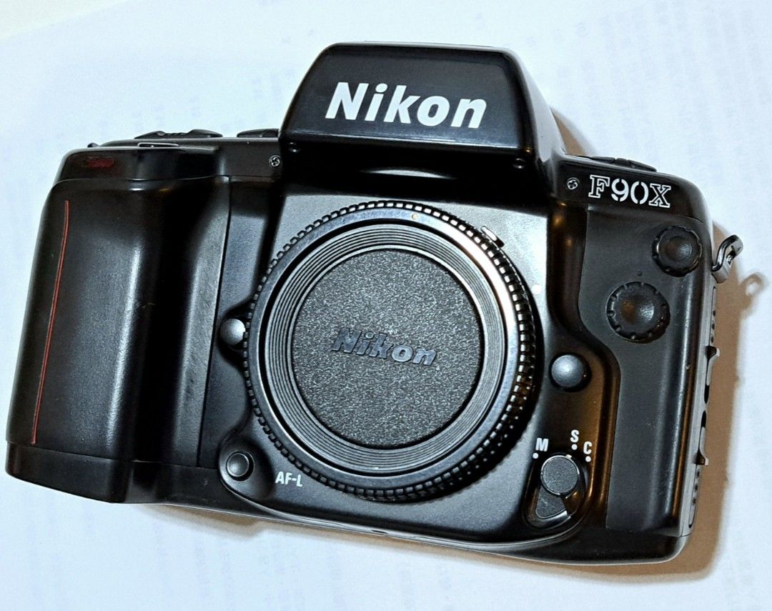NIKON F90X 全自動對焦35mm菲林相機連盒及說明書可使用以往各款F Mount