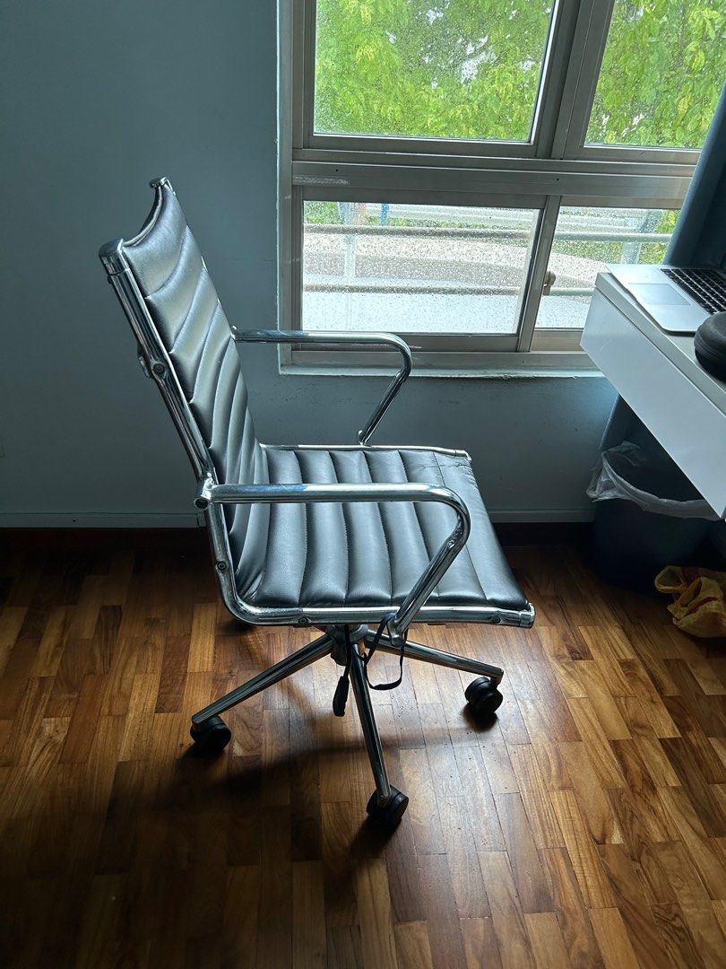 Office chair (made in japan), Furniture & Home Living, Furniture