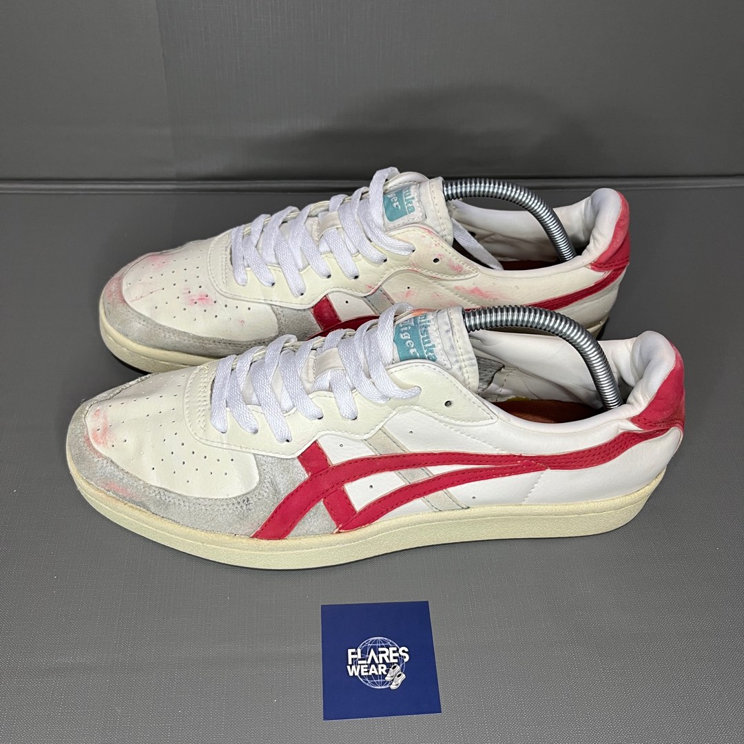 Onitsuka Tiger, Fesyen Pria, Sepatu Sneakers di Carousell