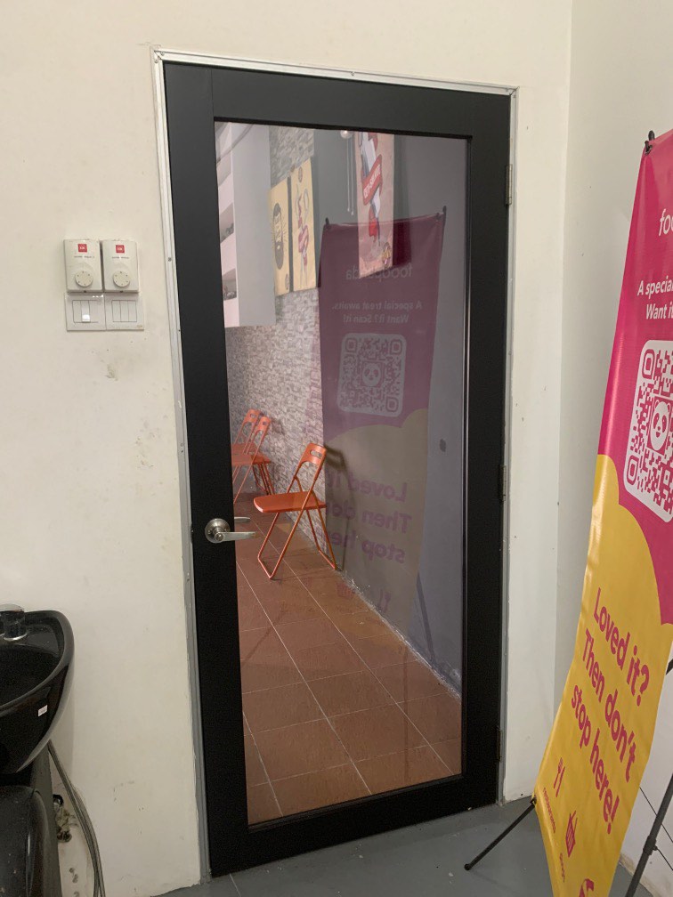 Pintu Aluminium Hitam / Acrylic Aluminium Door, Furniture & Home Living