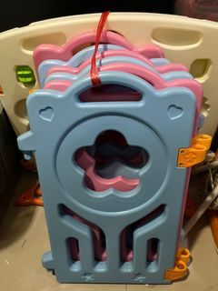 Playpen fence