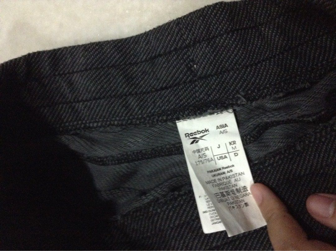 Reebok trousers in pakistan sales