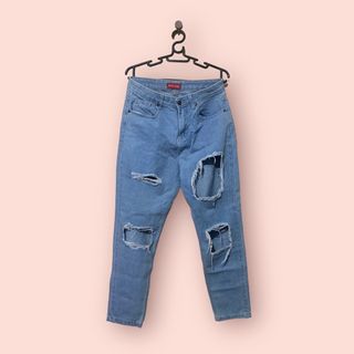 (Category: ) located in . Submitted by declutteringsmplc (Listing ID 1244802731, Image 1). Description: .