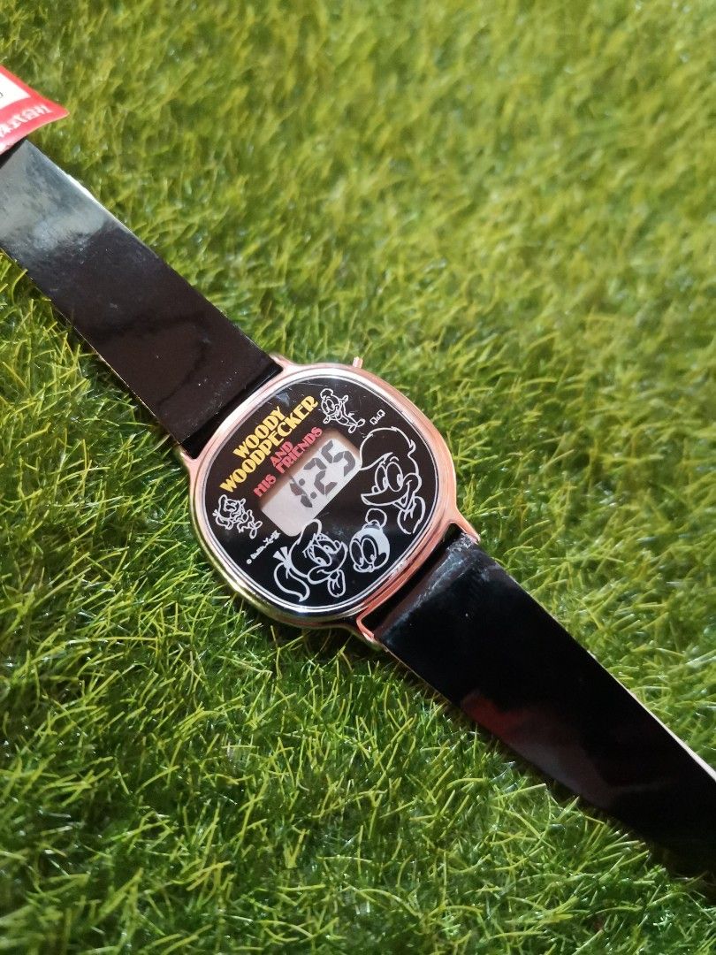 CITIZEN Q. Q JAPAN WOODY WOODPECKER AND HIS FRIEND WATCH VINTAGE JAPAN