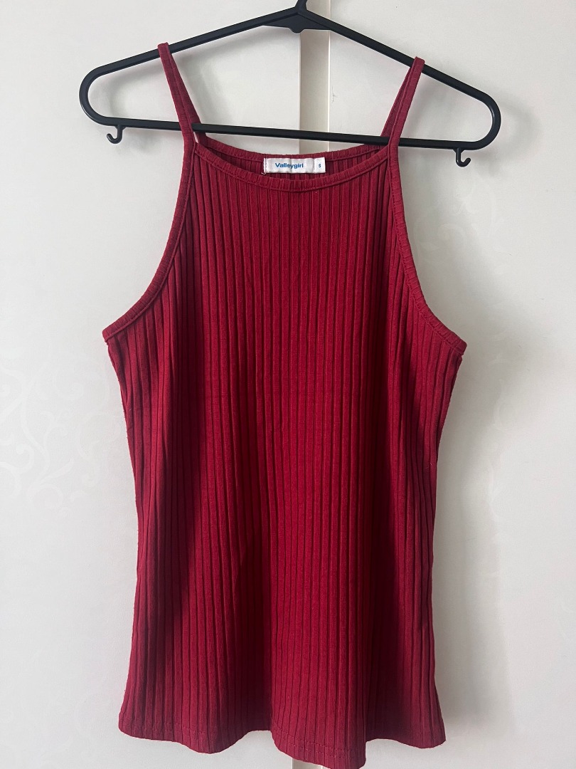 Red spaghetti strap best sale top