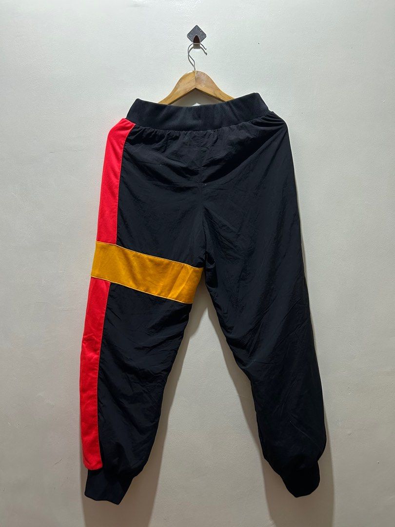 REEBOK X GIGI HADID TRACKSUIT Women s Fashion Bottoms Other