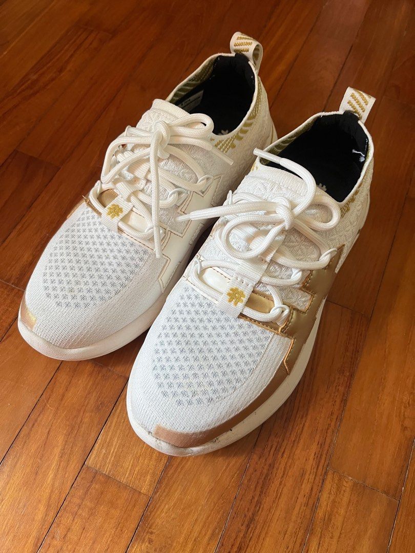 Gold sales athletic shoes