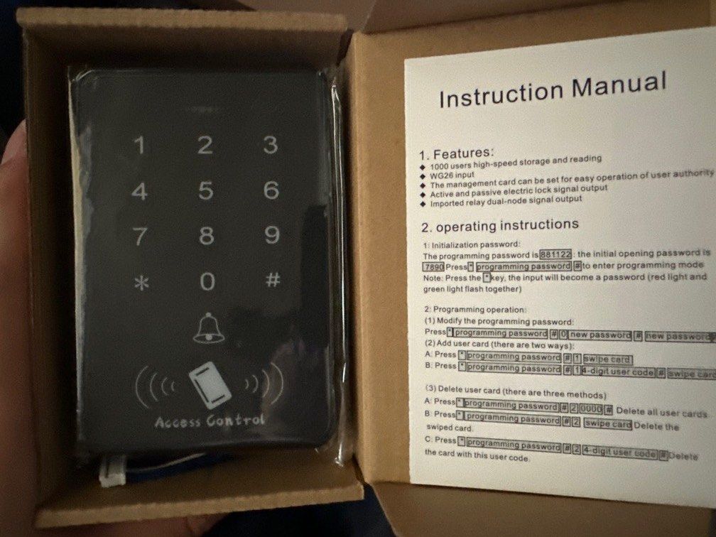 RFID / PIN access controller 拍卡/密碼門鎖控制器, 傢俬&家居, 保安及門鎖 , 門鎖、門、閘 - Carousell