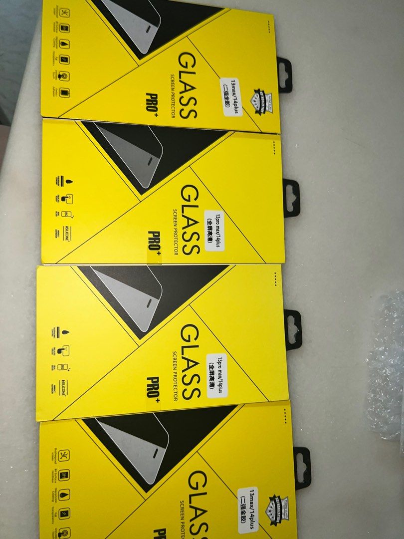 SCREEN PROTECTOR (Category: Monitor Screens) located in Singapore. Submitted by bubbleseller (Listing ID 1244773304, Image 1). Description: CLEAR UNOPENED IN ORIGINAL PACKING. IPHONE 13 PRO MAX/ IPHONE 14 CLEAR CASE i bought the wrong size from shopee 😭 retail price $3.5 each selling: $3 each BUY ALL FOR $10 fast deal .