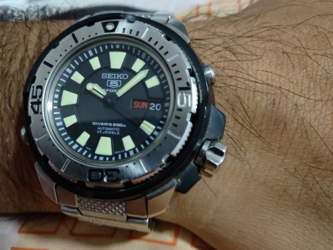 Seiko 5 sports scuba diver's 200m automatic sale