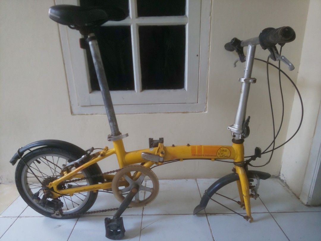 Spesifikasi polygon online b2w 16