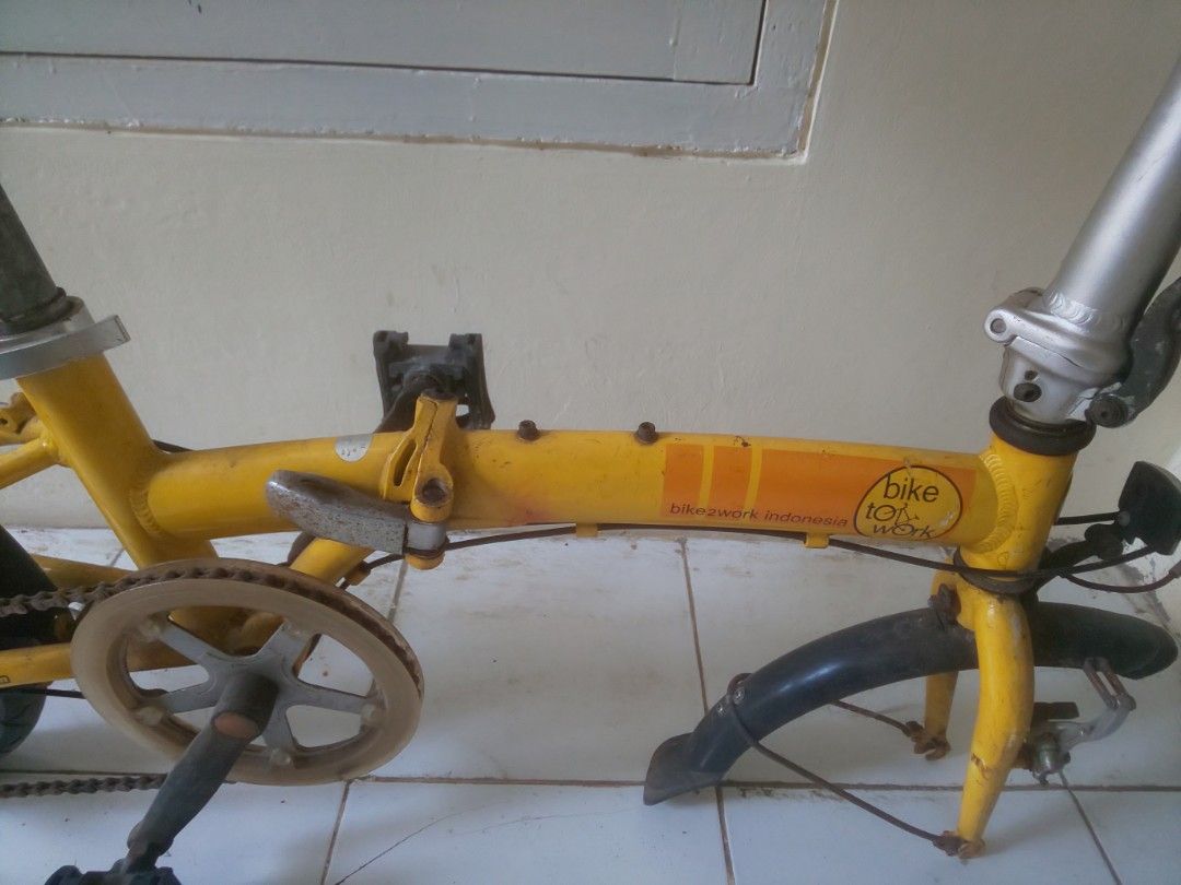 Spesifikasi polygon b2w hotsell 16