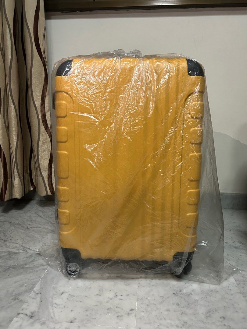 SLAZENGER 25 INCH LUGGAGE brand new