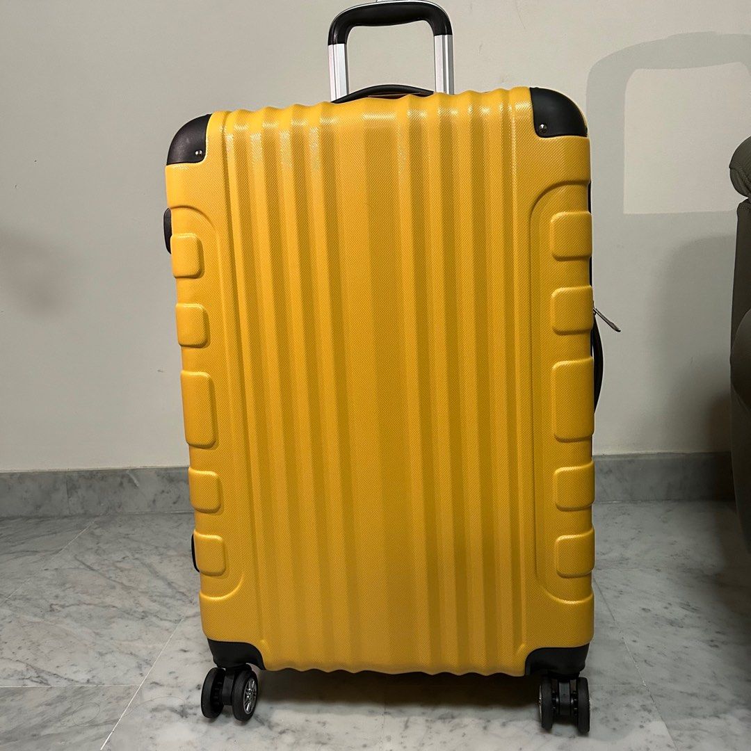 Slazenger top luggage yellow