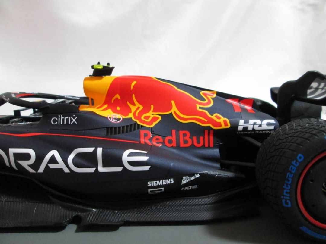 Spark 1/18 Oracle Red Bull RB18 No.11 冠軍摩納哥大獎賽2022 Sergio