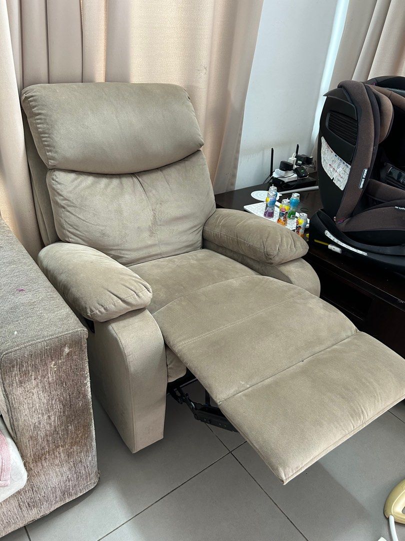 SSF arm chair / breastfeeding chair, Furniture & Home Living, Furniture