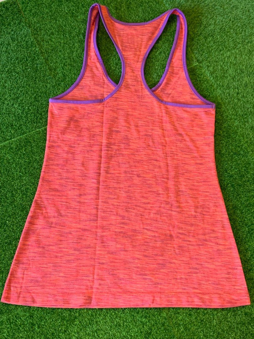 Stoked Barbie Pink Tank Top (Category: Activewear) located in Quezon City. Submitted by projectprelovedreloved (Listing ID 1244695300, Image 2). Description: Stoked Barbie Pink Tank Top Authentic. Store bought. Very Good Condition. Size S P350 Inquire about Shopee checkout for this item. Preloved item sold as is. No return, exchange, or refund. RFS Decluttering.