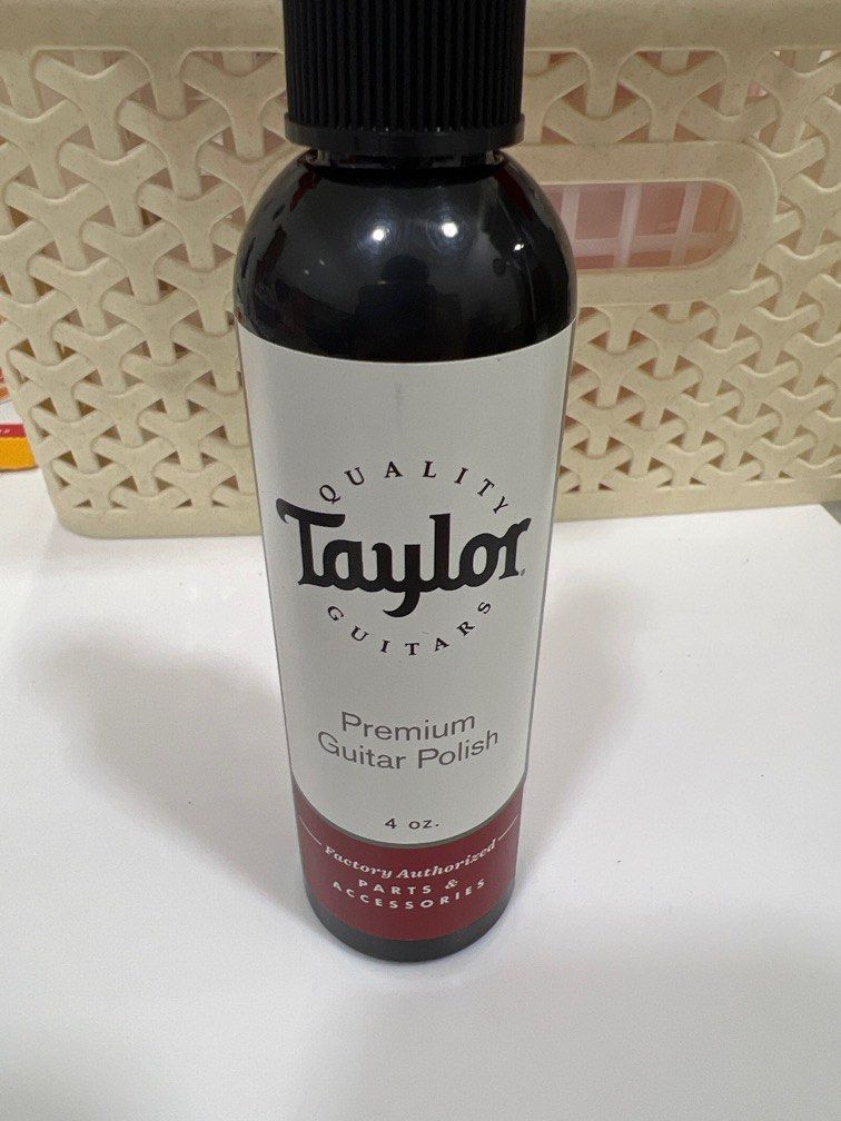 Taylor premium store guitar polish