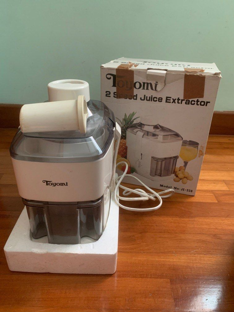 Toyomi Juice Extractor