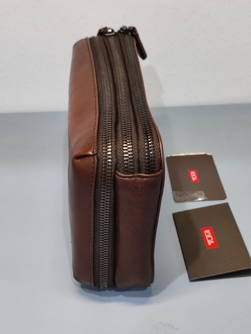Tumi nassau triple zip clutch outlet