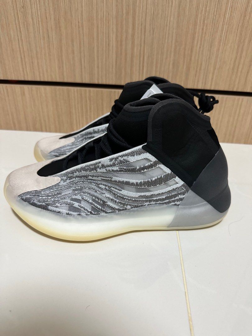 Adidas yeezy quantum 64gb online