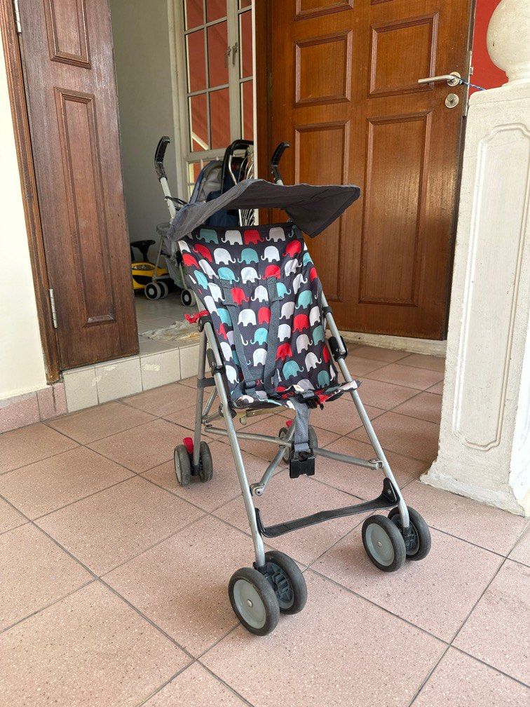 Used new arrivals umbrella stroller