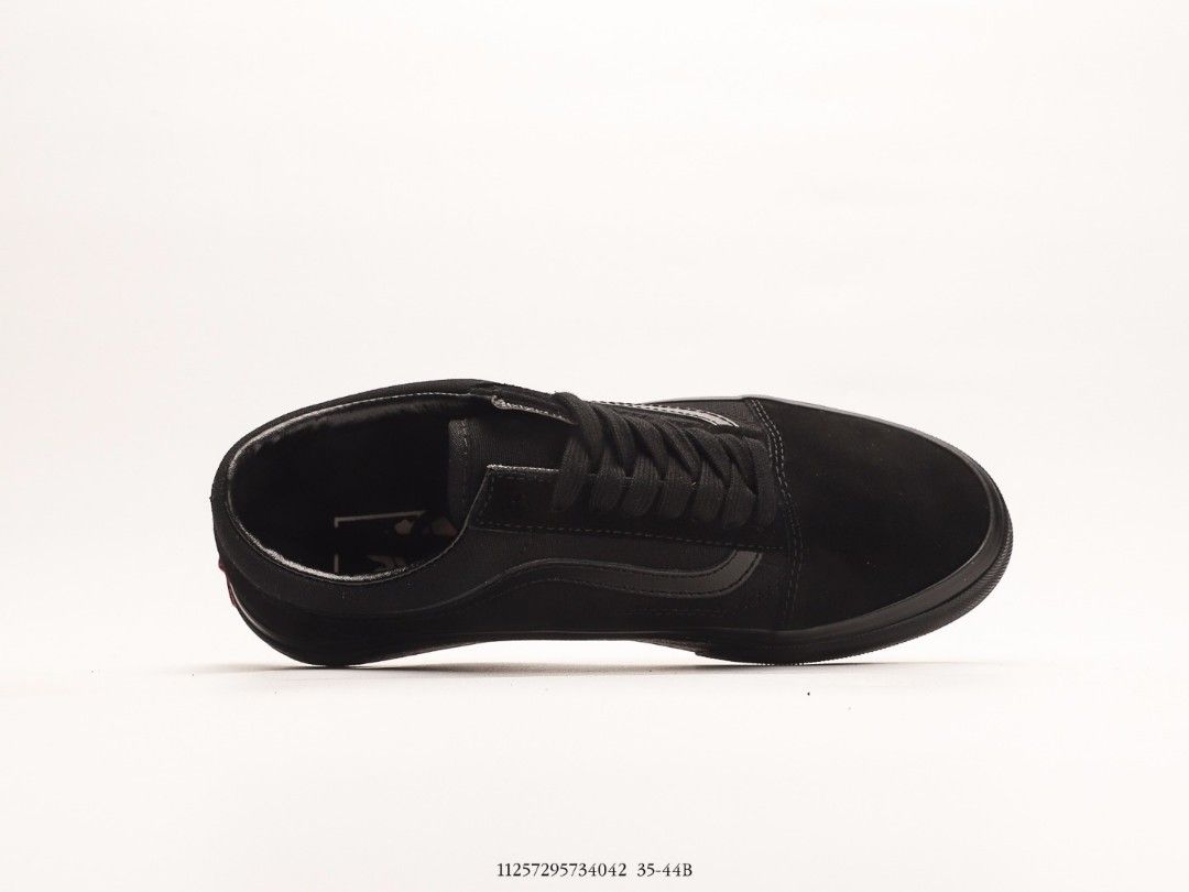 All black sales vans 5.5