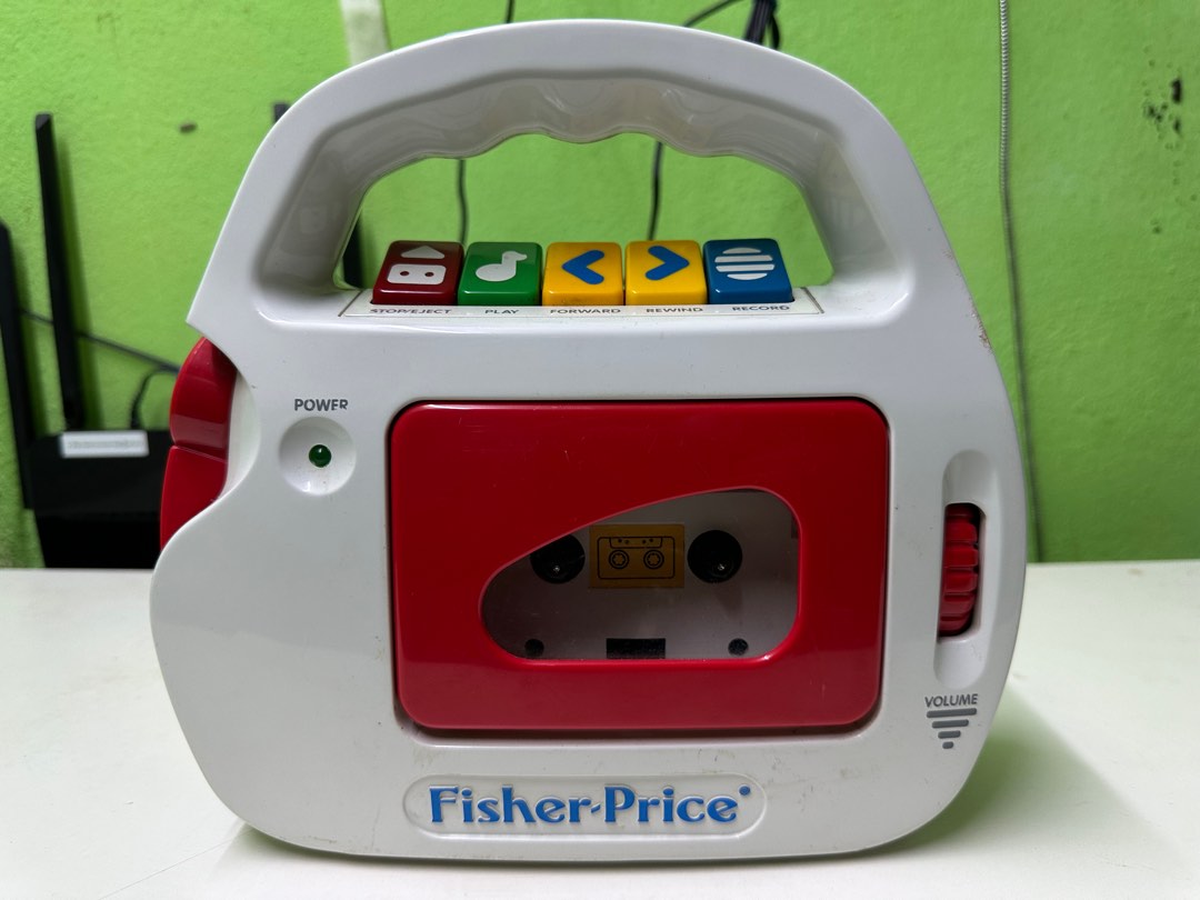 Fisher price cassette player 1992 deals