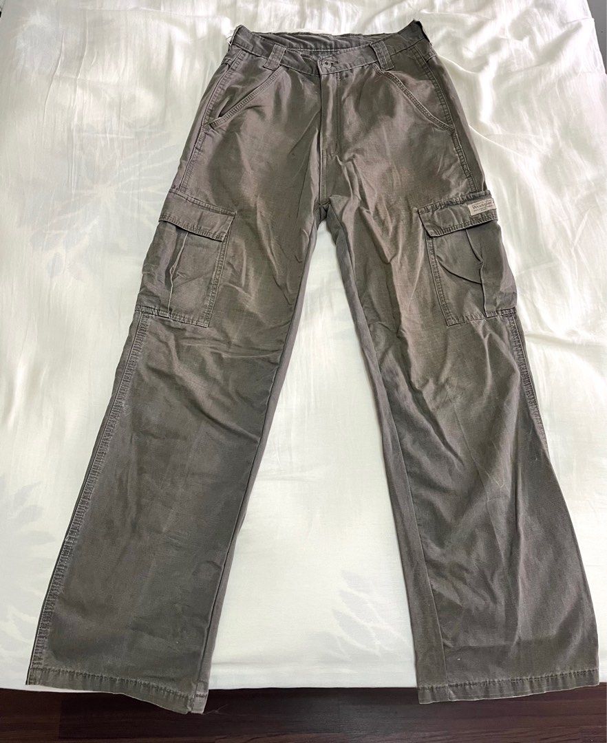 Wrangler green cargo best sale pants