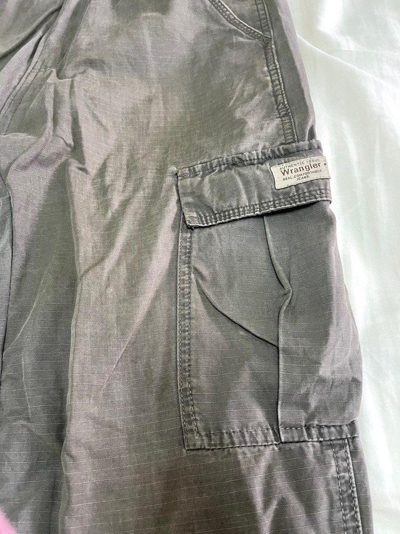 Wrangler green shop cargo pants