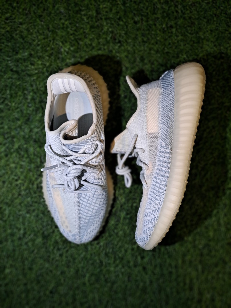 Yeezy Boost 350 v2 Cloudwhite (7.5 US)