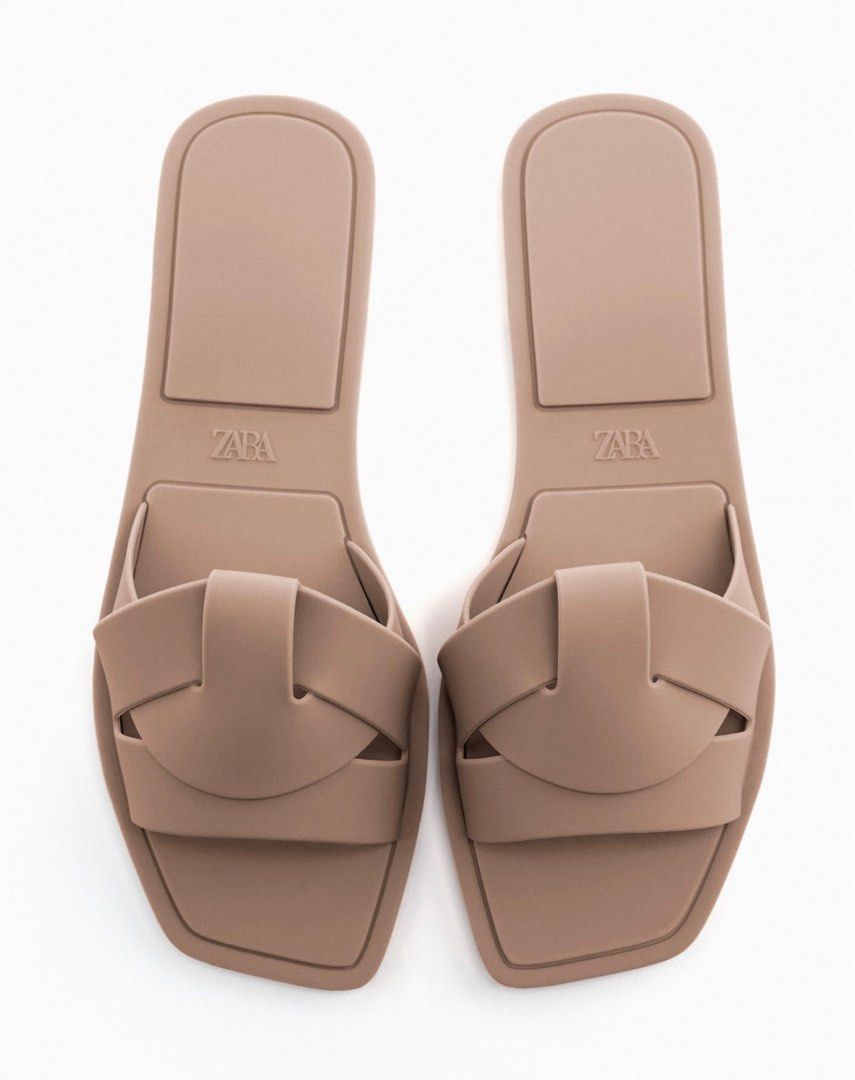 flat rubberised sandals zara