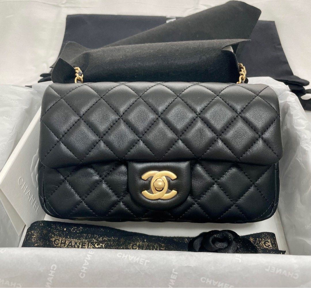 22C Chanel Pearl Crush Mini Rectangle (MICROCHIP), Luxury, Bags & Wallets  on Carousell