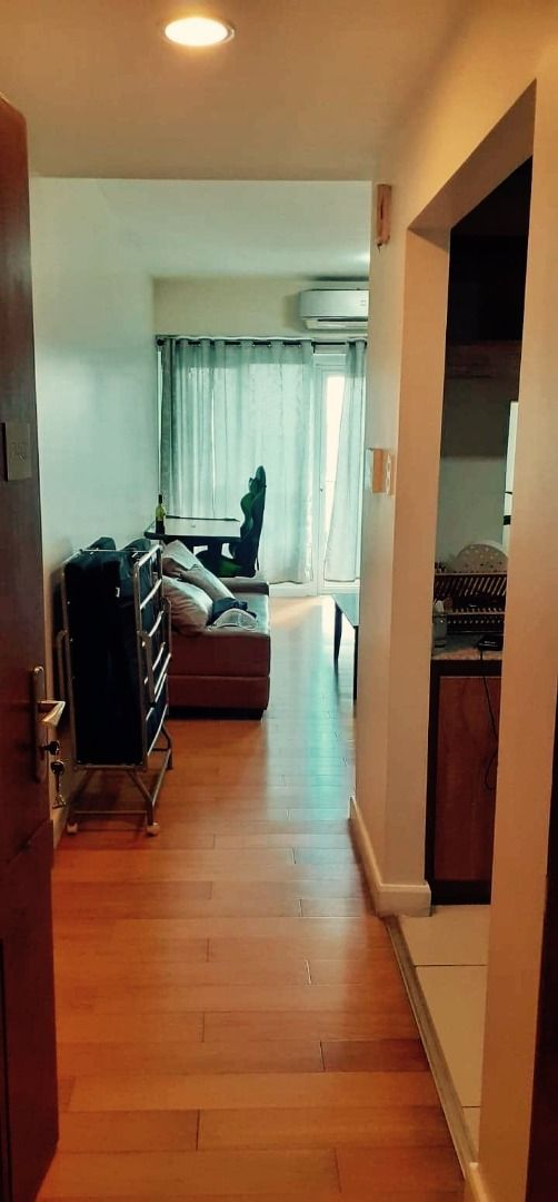 2BR Grand Midori (Category: Apartments & Condos) located in Makati City. Submitted by spaces_manila (Listing ID 1244873405, Image 2). Description: Tower 2 34th floor 91sq with parking NET to owner.