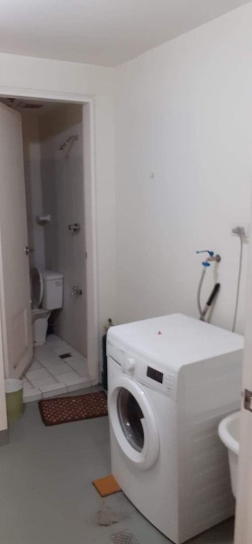 2BR Grand Midori (Category: Apartments & Condos) located in Makati City. Submitted by spaces_manila (Listing ID 1244873405, Image 3). Description: Tower 2 34th floor 91sq with parking NET to owner.